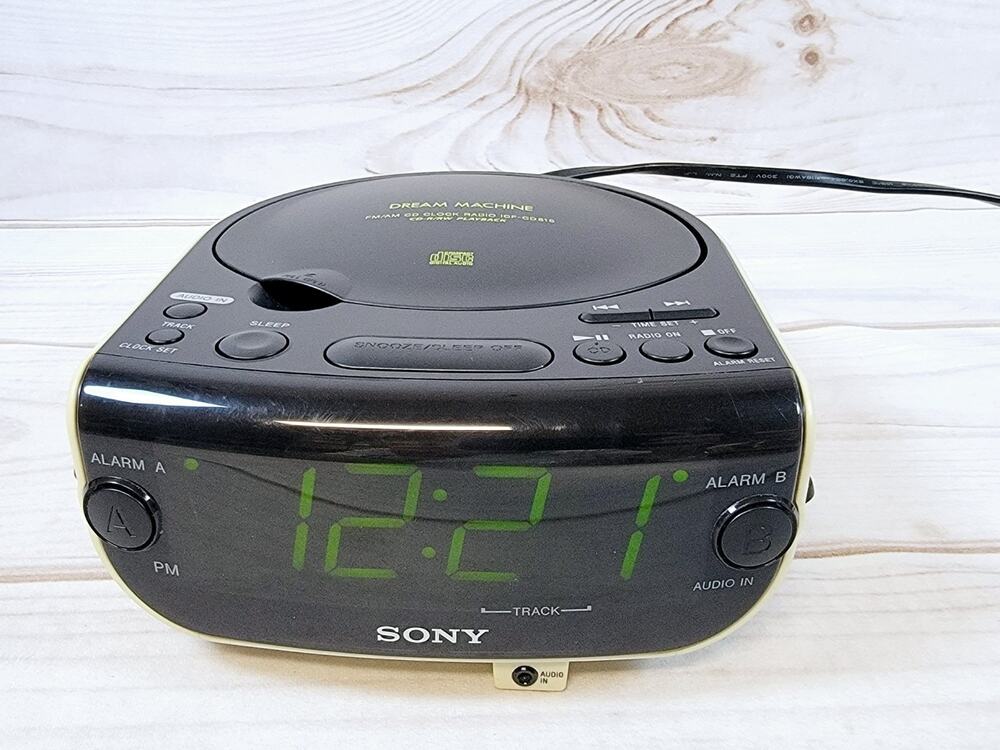 Sony Dream Machine ICF-CD815 Dual Alarm Clock Radio AM/FM CD Player - Tested